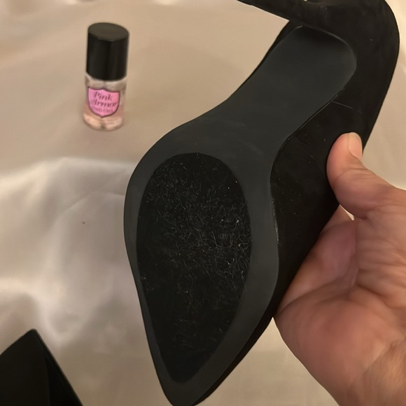 Cathy Jean black suede pointed toe pumps size 7.5 - Picture 9 of 12